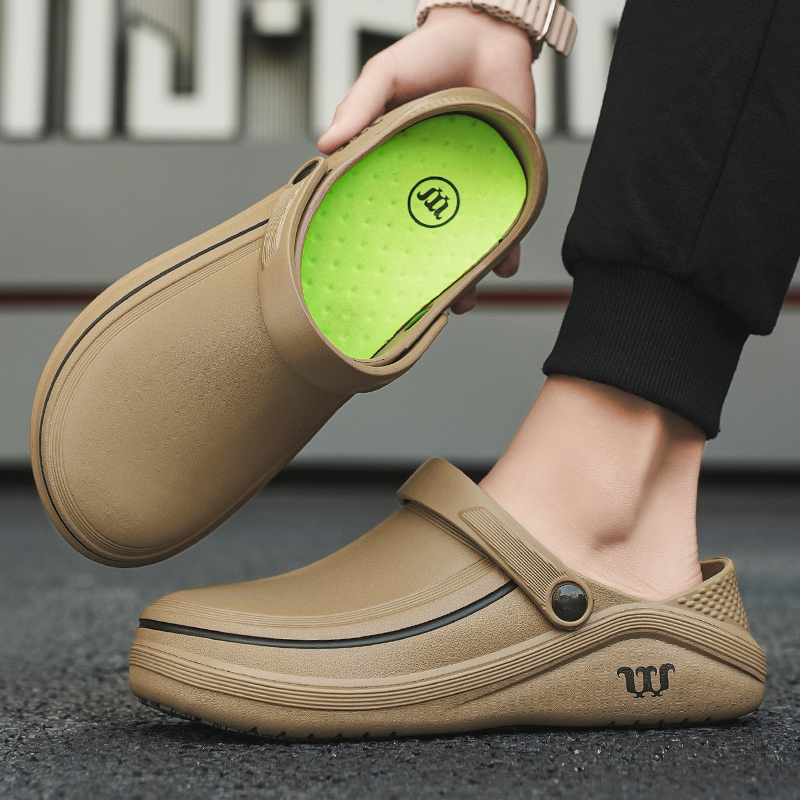 Une paire de chaussures décont - Kitchen Gadgets For Men avis et prix